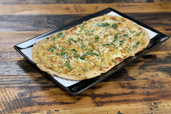 Mac and Cheese Flatbread
